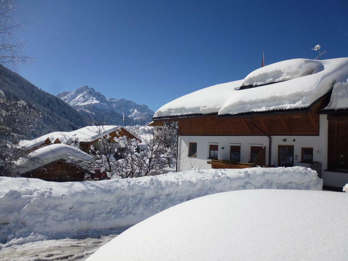 Gruberhof Lägenhet Innichen Exteriör bild